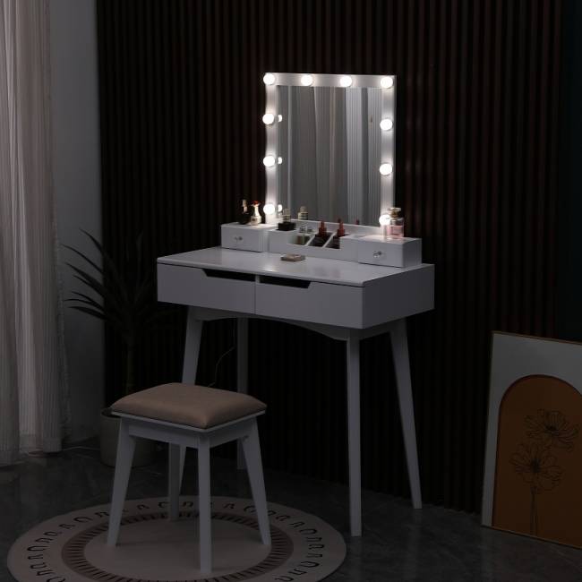 Туалетный столик CZ20