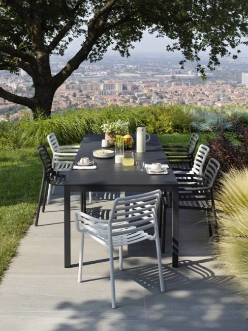 Кресло пластиковое Doga белый 600х565х835 мм Кресло пластиковое Doga белый 600х565х835 мм