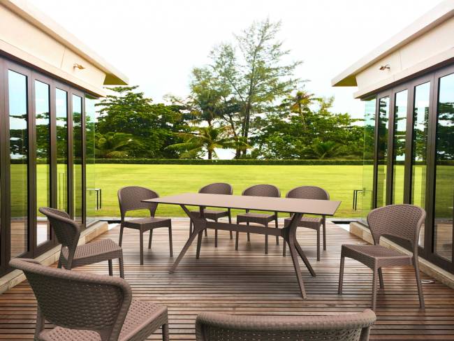 Стул пластиковый плетеный Daytona коричневый 550х610х810 мм