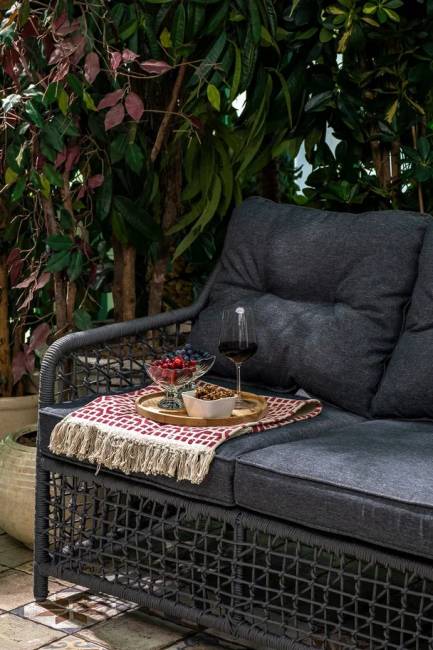 Плетеный диван LUCCA 3-х местный