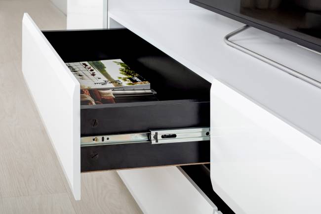 Два пенала с ящиком с двумя полочками и ТВ-тумбой Сидней цвет белый/чёрный/МДФ белый глянец