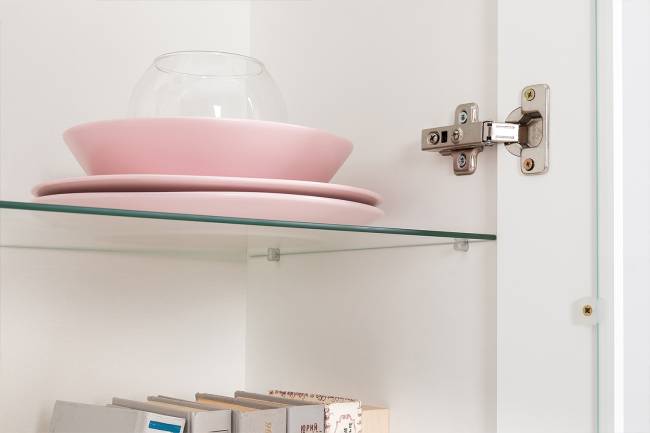 Тумба-комод и шкаф с тремя стеклянными дверками в гостиную Валенсия цвет белый шагрень