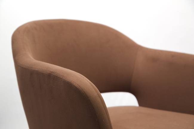 Стол Монте К 100 орех с креслами Пичч велюр коричневый