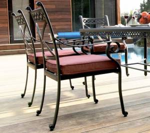 Комплект мебели из литого алюминия Комплект мебели из литого алюминия