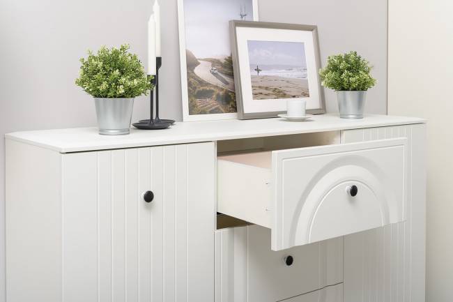 Валенсия два комода-тумбы и сервант три дверки № 123 цвет белый шагрень Валенсия два комода-тумбы и сервант три дверки № 123 цвет белый шагрень