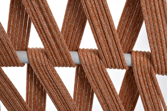 "Диего" диван 2-местный плетеный из роупа, каркас алюминий светло-серый (RAL7035) муар, роуп оранжевый меланж круглый, ткань светло-серая "Диего" диван 2-местный плетеный из роупа, каркас алюминий светло-серый (RAL7035) муар, роуп оранжевый меланж круглый, ткань светло-серая