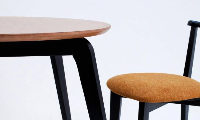 Стол Arki К 90 чёрный/натур