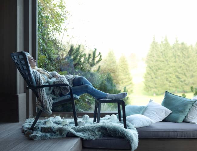 Табурет пластиковый Poggio антрацит 490х415х440 мм Табурет пластиковый Poggio антрацит 490х415х440 мм