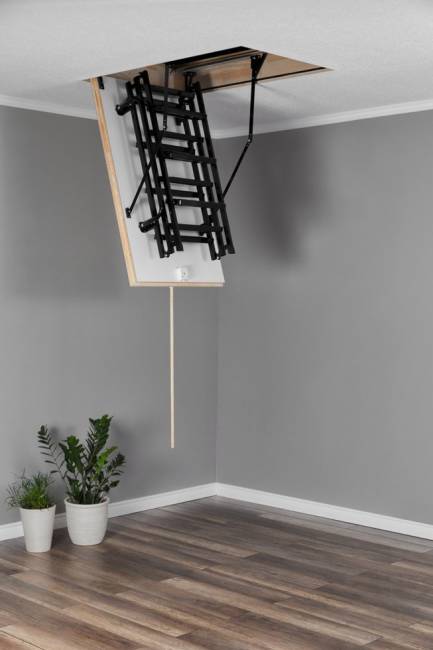 Чердачная складная лестница Metal T3