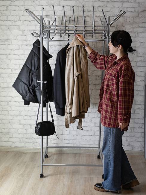 Вешалка напольная на колесах Пико 23 металлик