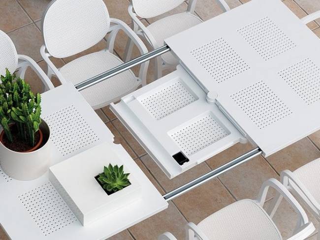 Стол пластиковый раздвижной Libeccio белый 1600-2200х740х1000 мм Стол пластиковый раздвижной Libeccio белый 1600-2200х740х1000 мм