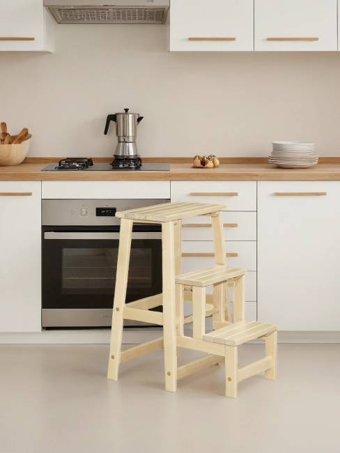 Табурет- стремянка лак