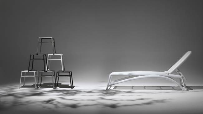 Столик пластиковый для лежака Pop тортора 440х395х385 мм