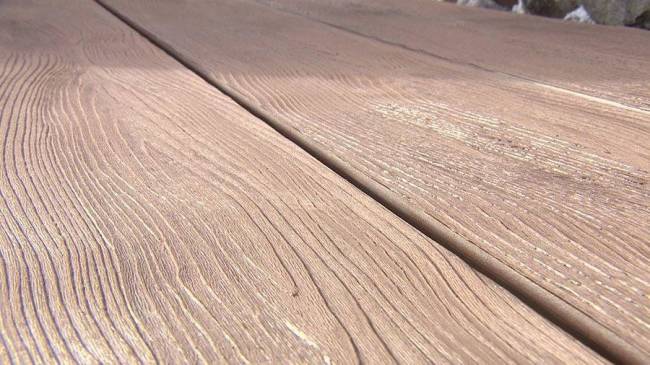 Террасная доска WOOZEN DN25 от LG HAUSYS, цена за пог. метр